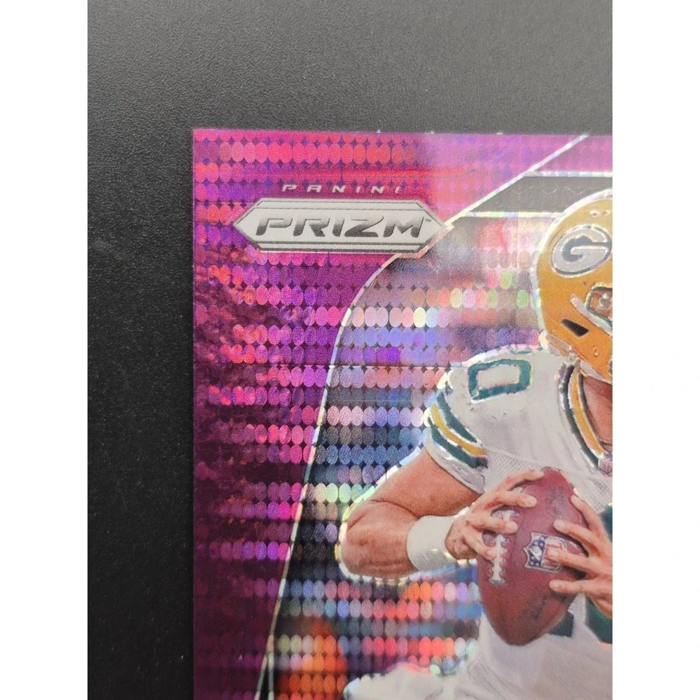 2024 Panini‎ Prizm Jordan Love #101 Purple Pulsar Prizm Green Bay Packers
